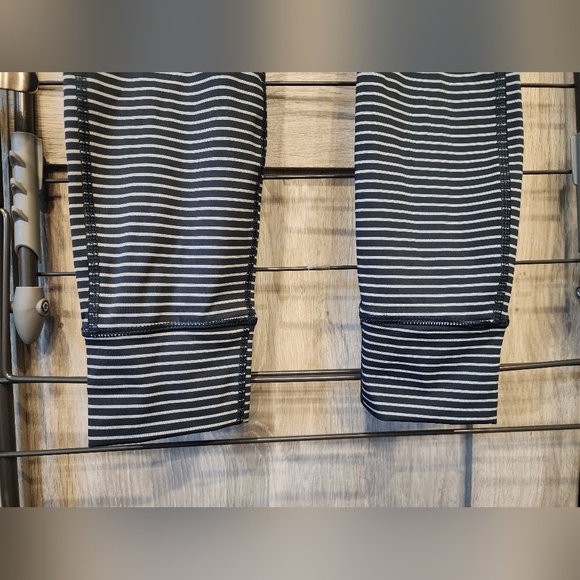 HALARA High Waisted Drawstring Striped Pocket Leggings Oceanic Teal NWT Medium - Picture 11 of 16